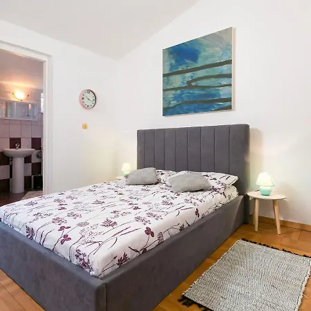 Parentium Apartamento *
